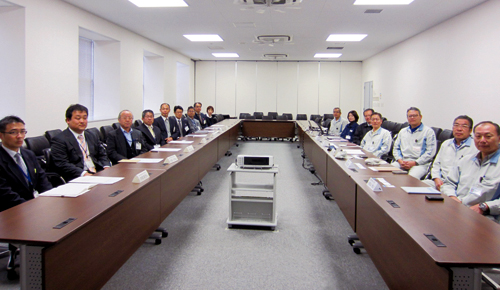 image : Meetings with the community at the Karuizawa Plant
