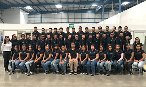 image : Students of the vocational school